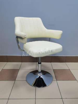 Стул офисный J-70 (Кремовый) УЦЕНКА